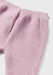 Джемпер, ползунки и шапочка розового цвета от бренда Mayoral