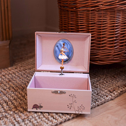 Музыкальная шкатулка "Божья коровка" от бренда Egmont Toys