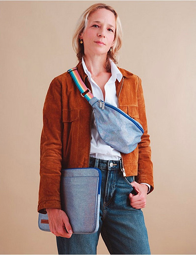 Футляр для ноутбука Navy Iridiscent от бренда Caramel et Cie