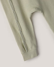 Набор комбинезонов розового и зеленого цвета от бренда Anna Leon