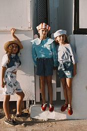 Свитшот с воротником SWAN от бренда Tinycottons