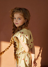 Комбинезон Apple Print от бренда Sproet & Sprout