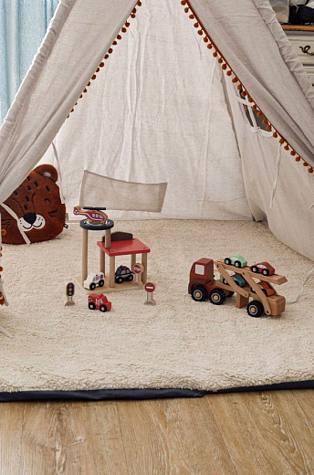 Гараж от бренда Egmont Toys