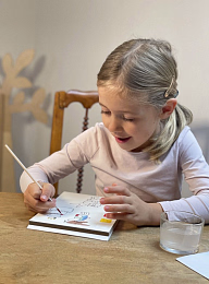 Набор для раскраски магнитов "Семья кроликов" от бренда Egmont Toys