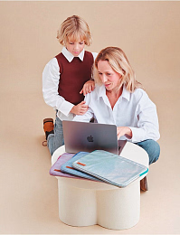 Футляр для ноутбука Green Iridescent от бренда Caramel et Cie