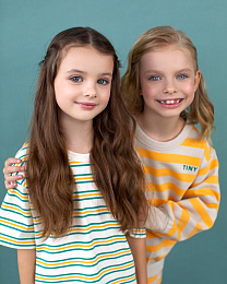 Свитшот Orange Stripes от бренда Tinycottons