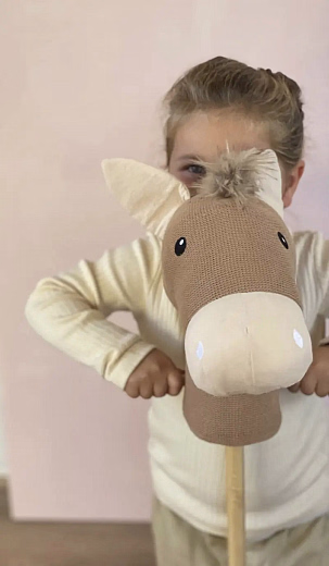 Хоббихорс "Лошадка Генри" от бренда Egmont Toys