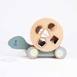 Каталка-сортер "Черепаха" от бренда Egmont Toys