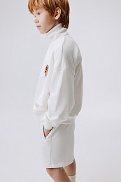 Свитшот VibeSet White от бренда Stormies