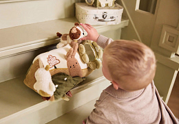 Развивающий треугольник Веселая ферма 36 см от бренда Jollein