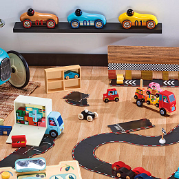 Винтажная гоночная машина 20 см от бренда Vilac