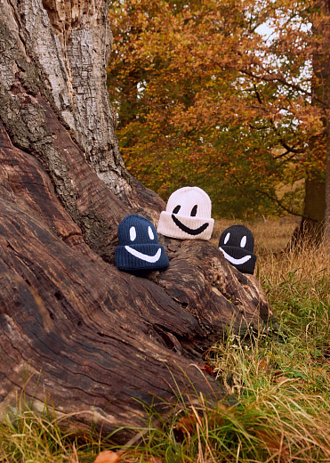 Шапка Kim Night Navy от бренда MOLO