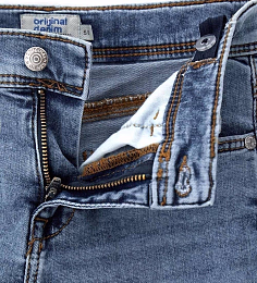 Джинсы с выбеленным эффектом от бренда Original Marines