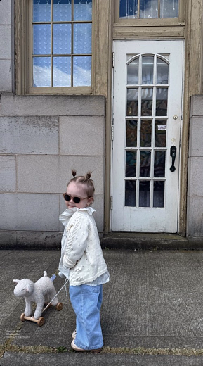 Каталка "Овечка Мэри" от бренда Egmont Toys