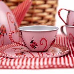 Набор посуды «Божья коровка» от бренда Egmont Toys