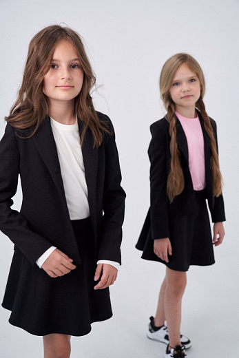 Пиджак с юбкой черного цвета от бренда NOT A TOY