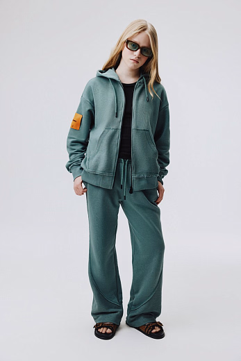 Толстовка Chill Green от бренда Stormies