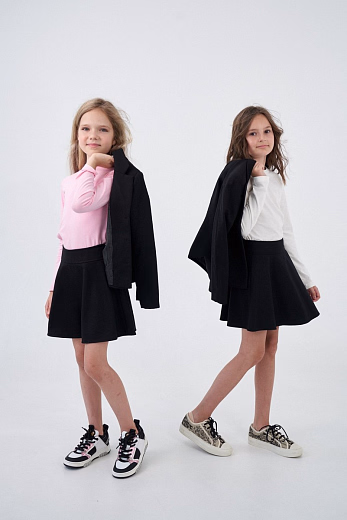 Пиджак с юбкой черного цвета от бренда NOT A TOY