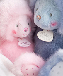 Игрушка Мишка розовый с комфортером от бренда Doudou et Compagnie