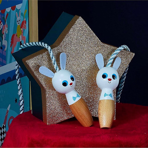 Скакалка Зайчики от бренда Vilac