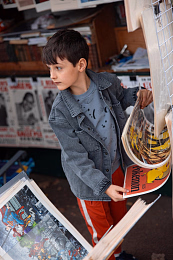 Свитшот Universe Print от бренда Sproet & Sprout