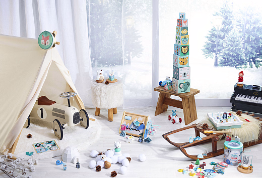 Развивающий треугольник Север от бренда Vilac