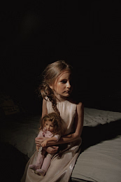 Платье бежевое с блеском от бренда NOT A TOY