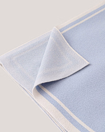 Плед голубого цвета с принтом лошадки от бренда Anna Leon