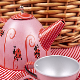 Набор посуды «Божья коровка» от бренда Egmont Toys