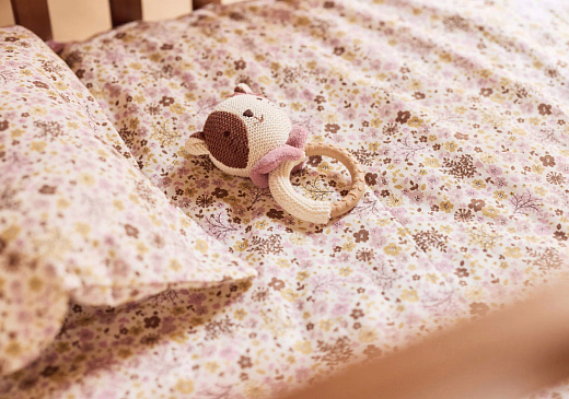 Прорезыватель силиконовый Кошечка Жили от бренда Jollein