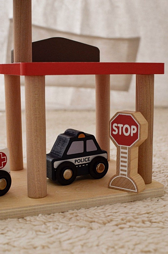 Гараж от бренда Egmont Toys