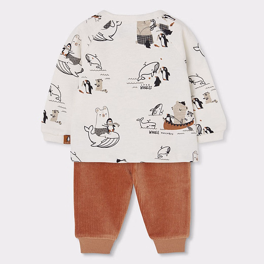 Лонгслив Animal print и джоггеры от бренда Boboli