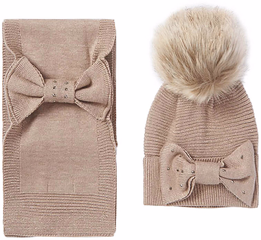 Шапка и шарф с бантом бежевого цвета от бренда Mayoral