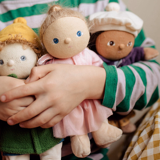 Кукла Миа в подарочной коробке от бренда Olli Ella