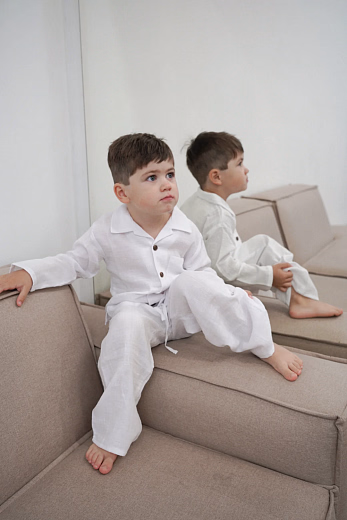 Костюм брючный PJM White от бренда GNGA