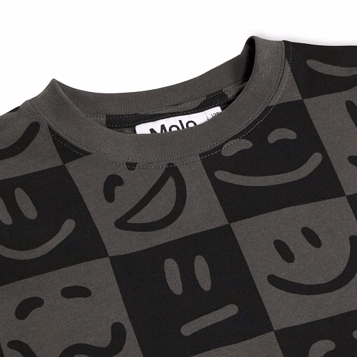 Футболка Riley Vibe Checks BLK от бренда MOLO Черный