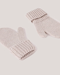 Варежки бежевого цвета от бренда Anna Leon