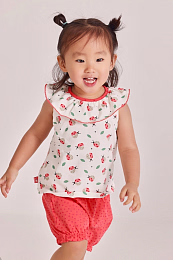 Блузка Ladybug и шорты от бренда Boboli