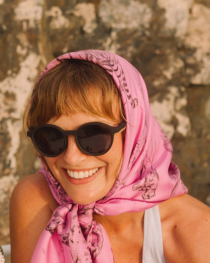 Очки TEEN & ADULT Oval Sunglasses-Classic Olivio-Squid Black от бренда Olivio and Co