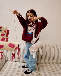 Свитшот Paulette от бренда CHOOCHOO