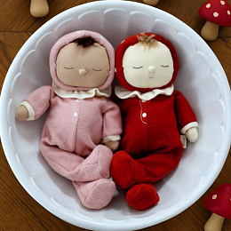 Кукла Dozy Dinkums Мухомор Pink от бренда Olli Ella