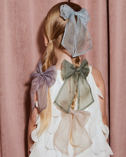 Бант из органзы "Дружба" зелёный от бренда Kosa do Poyasa