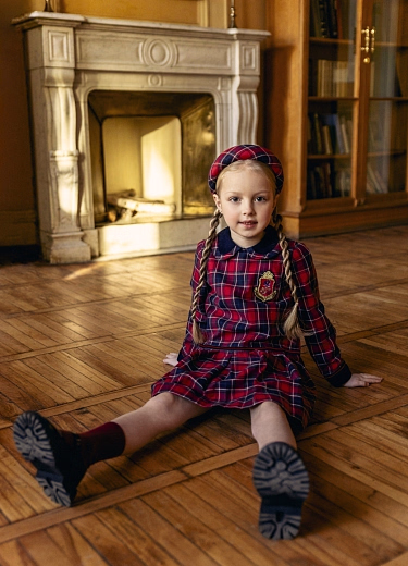 Платье в красно-синюю клетку от бренда Eirene