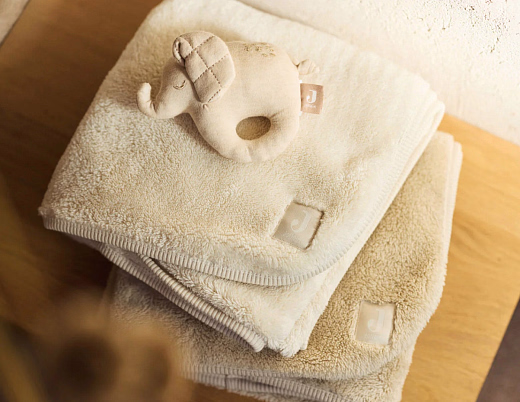 Погремушка Слоник от бренда Jollein