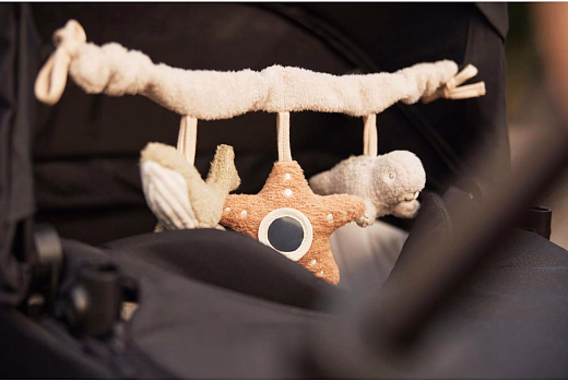 Игрушка подвесная Море от бренда Jollein