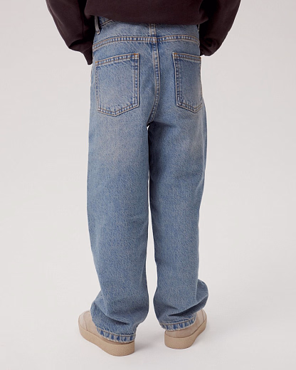 Джинсы синие H от бренда CHOOCHOO