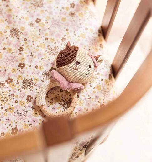 Прорезыватель силиконовый Кошечка Жили от бренда Jollein