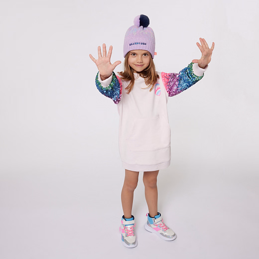 Шапка лиловая в пайетках от бренда Billieblush