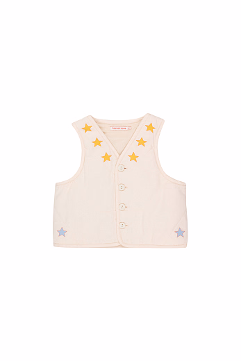 Жилет молочного цвета со звездами от бренда Tinycottons