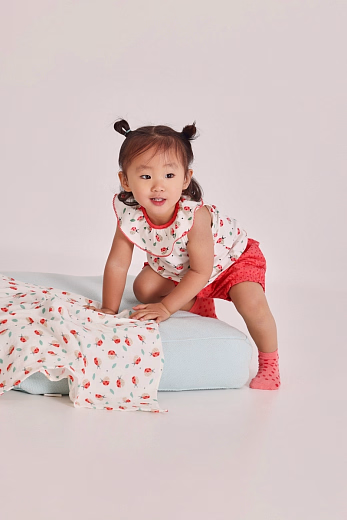 Блузка Ladybug и шорты от бренда Boboli